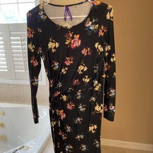 Nursing long sleeve dress. Black and multicolored flowers.